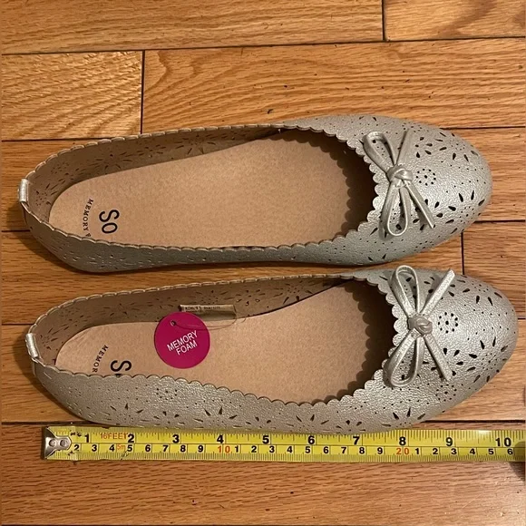 Silver flats - Picture 3 of 3